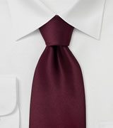 maroon tie