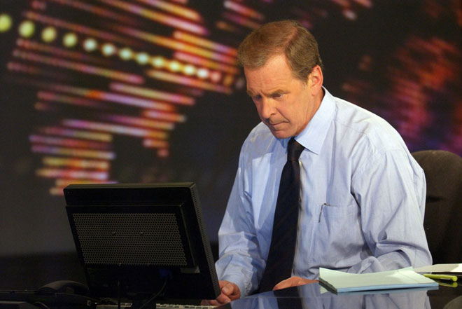 (FILE) Peter Jennings Dies Of Lung Cancer At 67