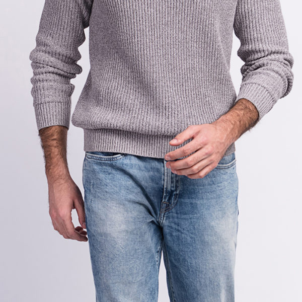 5 Tips On Matching Jeans and Sweaters