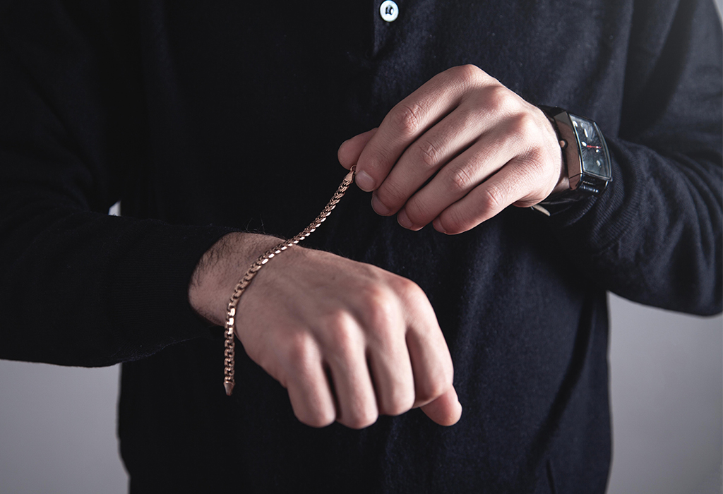 5 Reasons For Men To Wear A Bracelet | Should Men Buy Bracelets?
