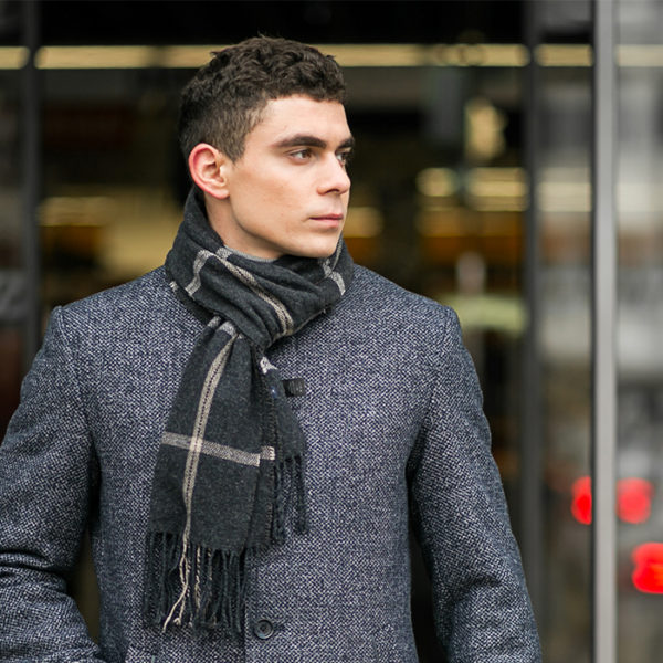 10 Manly Ways To Tie Scarves