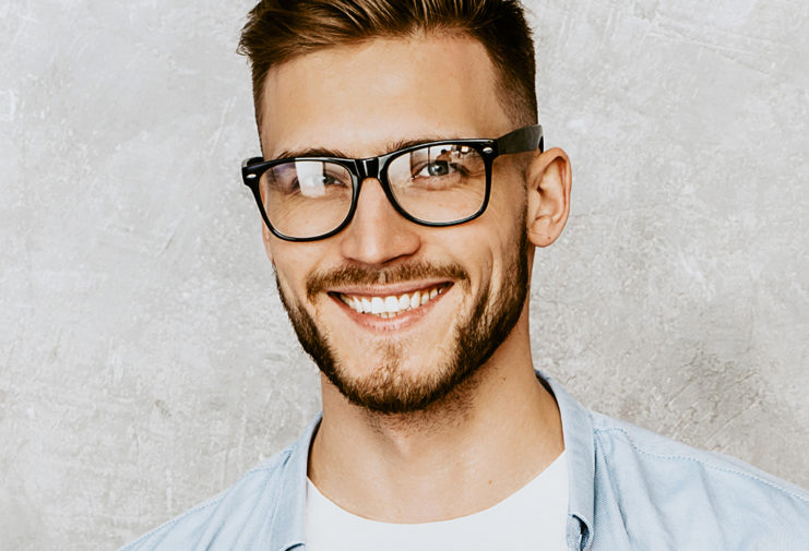 10 Tips on How To Smile Better For Men - Smile That Attracts Women