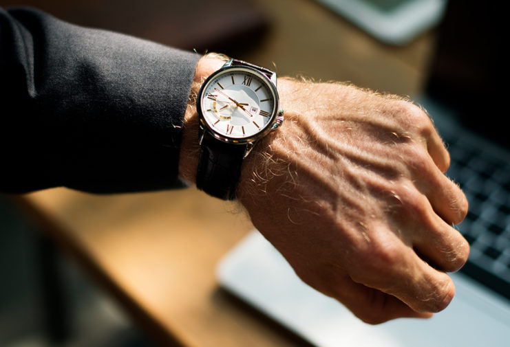 What Is The Difference Between Quartz And Mechanical Watches?