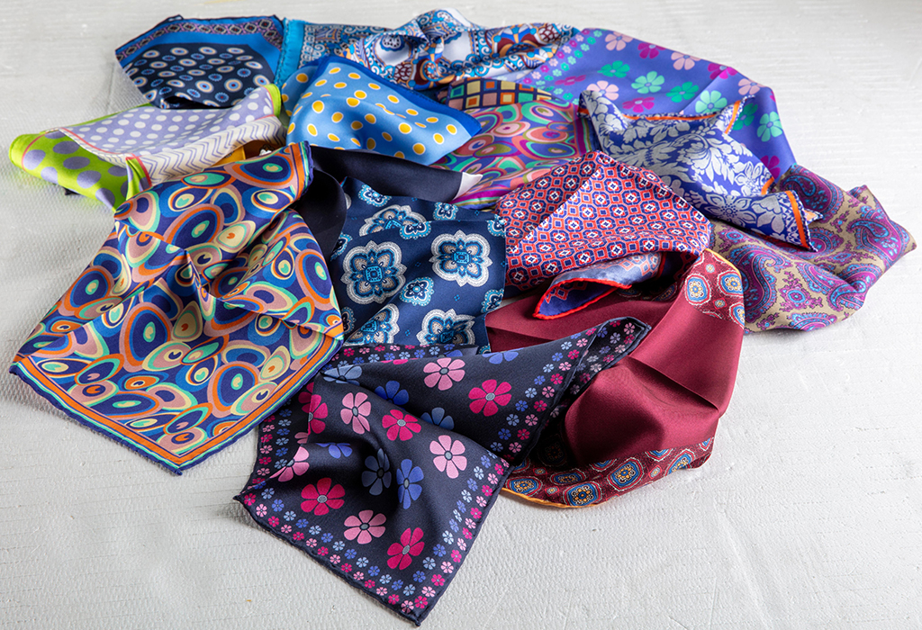 pocket squares of different colors