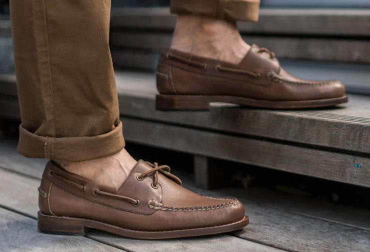 A Man's Guide To Wearing Shoes Without Socks