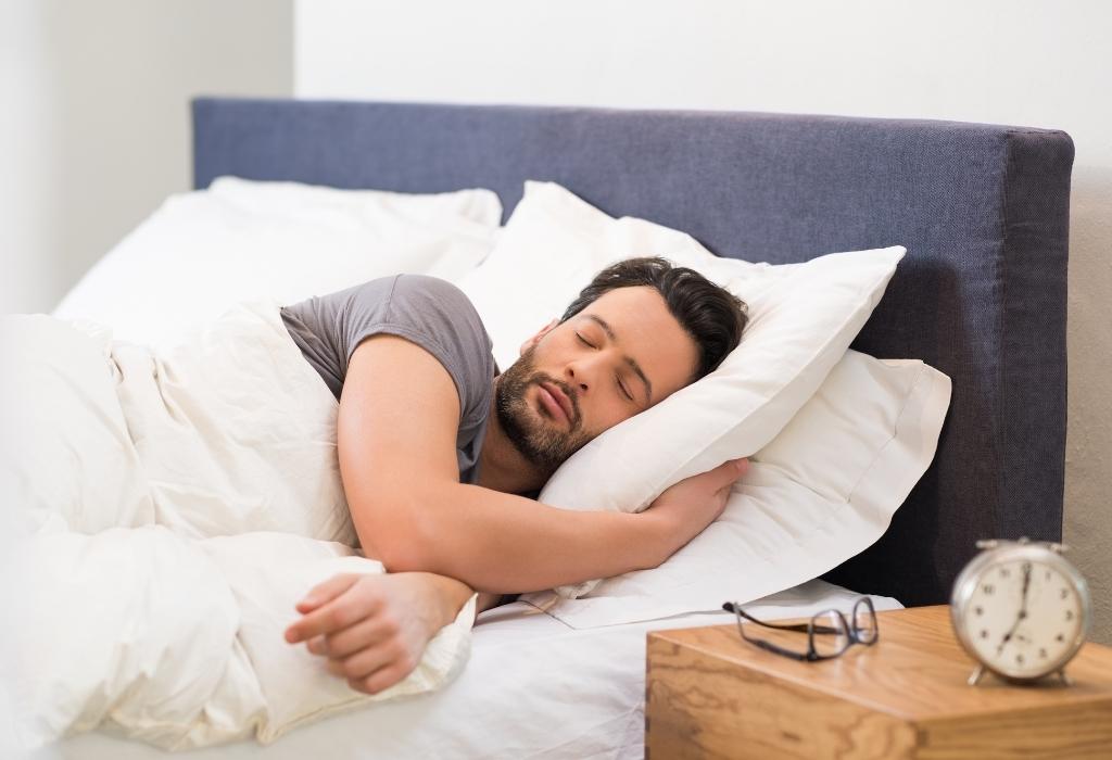 habit of good sleep helps you look more attractive