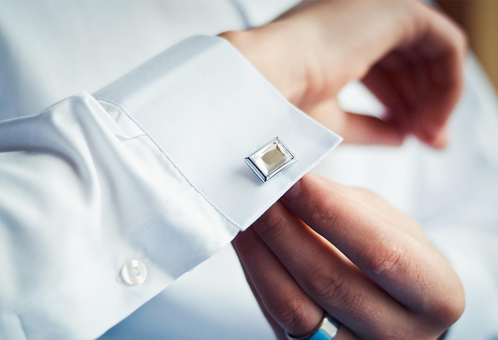 Pollinate Nerve Superiority How To Wear Cufflinks | A Man's Guide To Buying Cufflinks