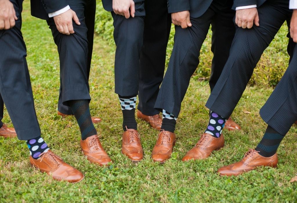 men wearing socks - socks sagging
