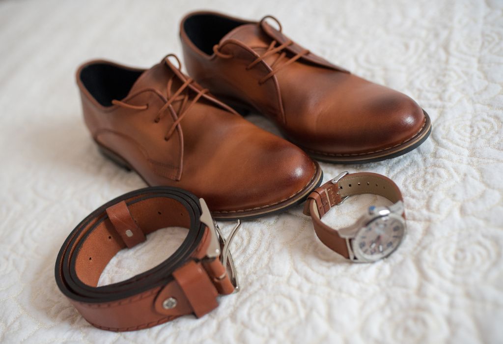 dress belt and shoes